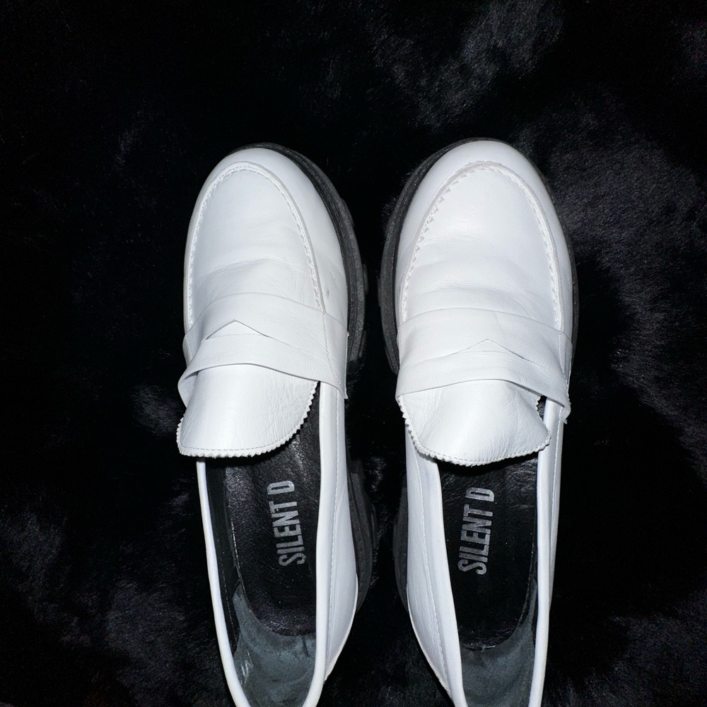 Silent D Loafers